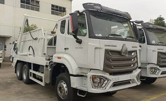 Skip Carger Bask Truck