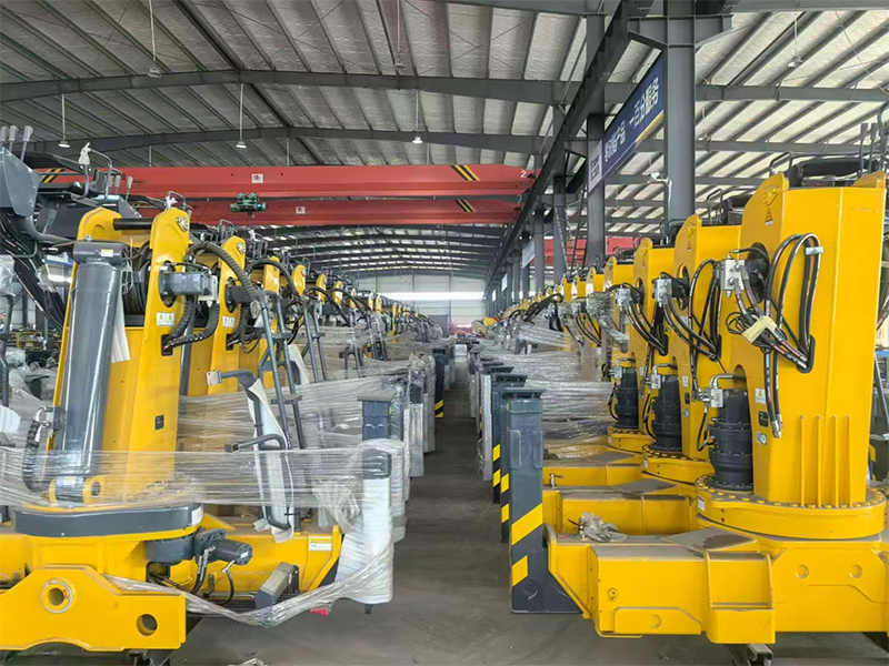 ISUZU Truck Mounted Crane with 8T Xcmg Crane