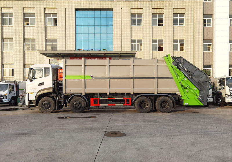 8x4 DongFeng Brand 38m³ Compactor Garbage Truck