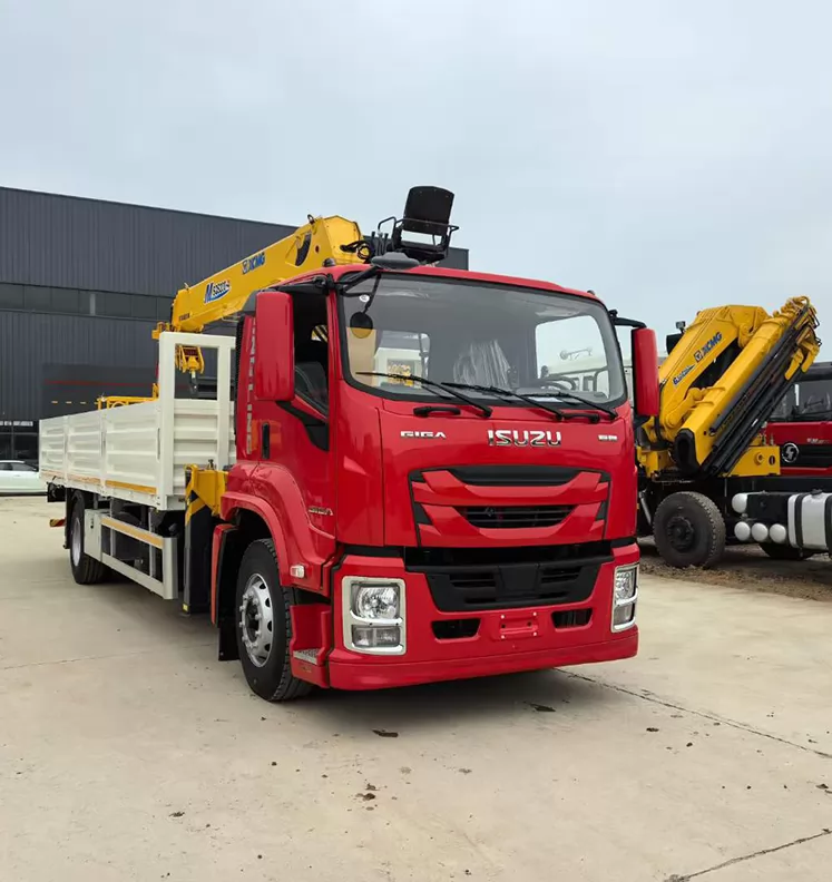 ISUZU Truck Mounted Crane with 8T Xcmg Crane
