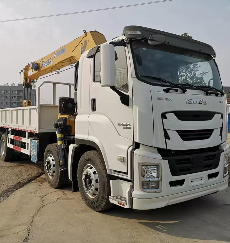 ISUZU Brand 14T Truck mounted crane