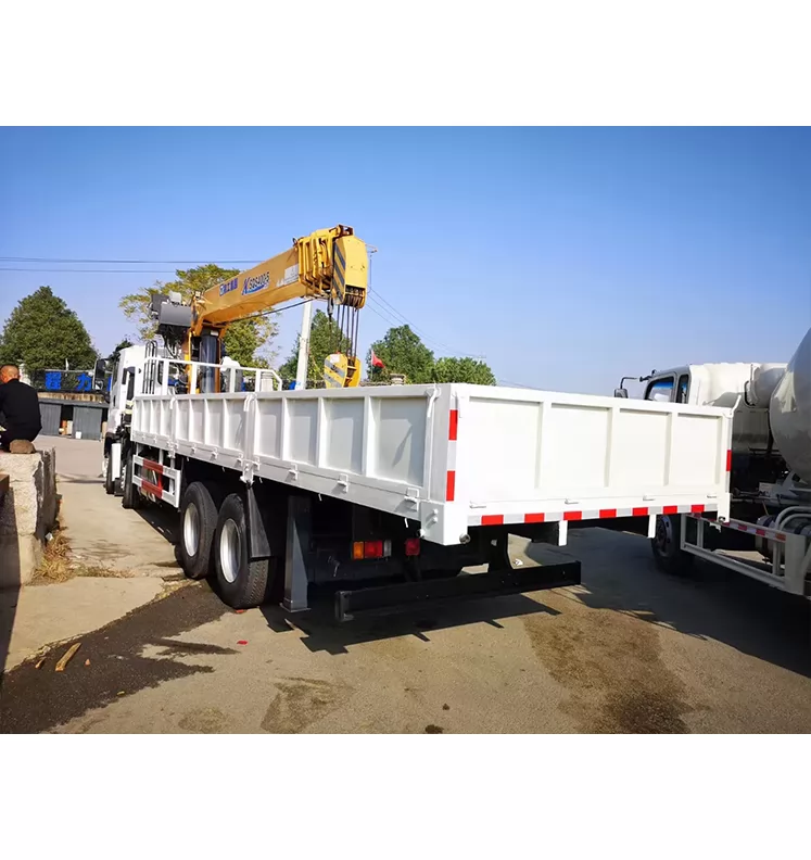 ISUZU Brand 14T Truck mounted crane