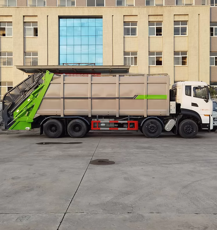 8x4 DongFeng Brand 38m³ Compactor Garbage Truck