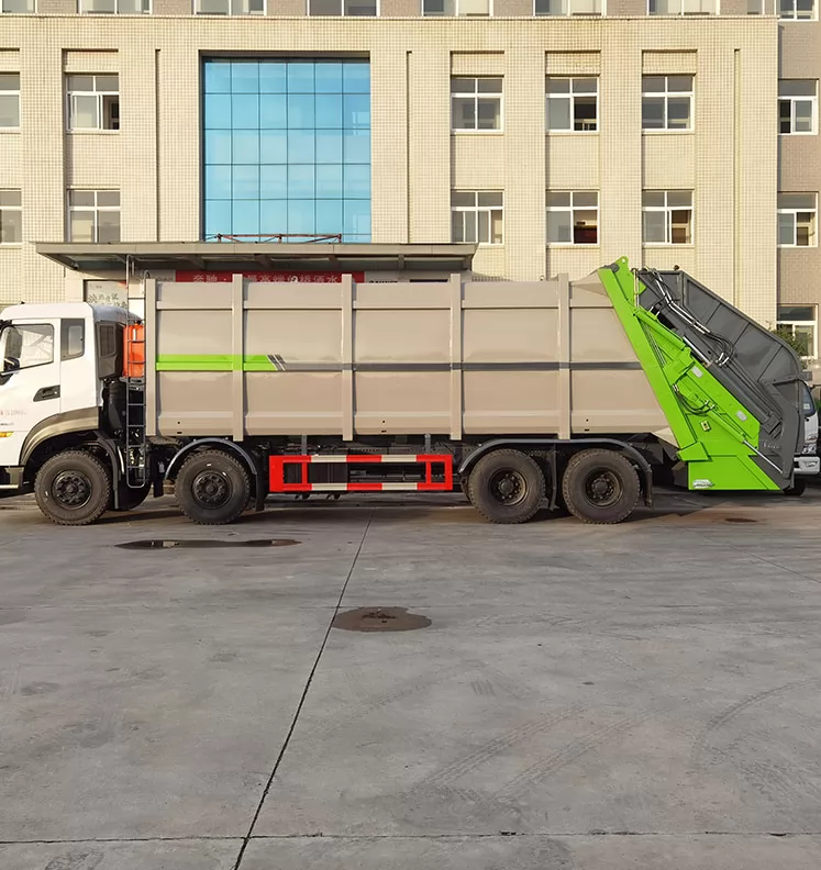 8x4 DongFeng Brand 38m³ Compactor Garbage Truck